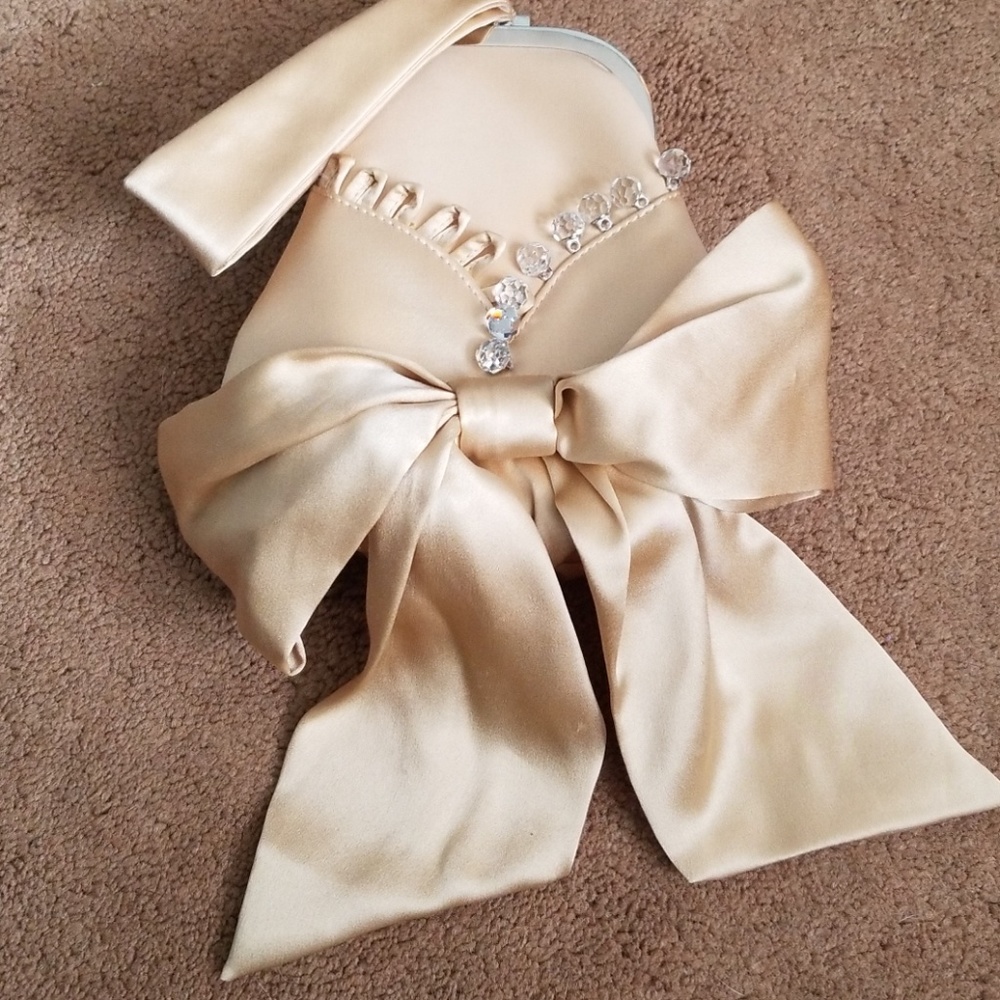 Inge christopher clutch